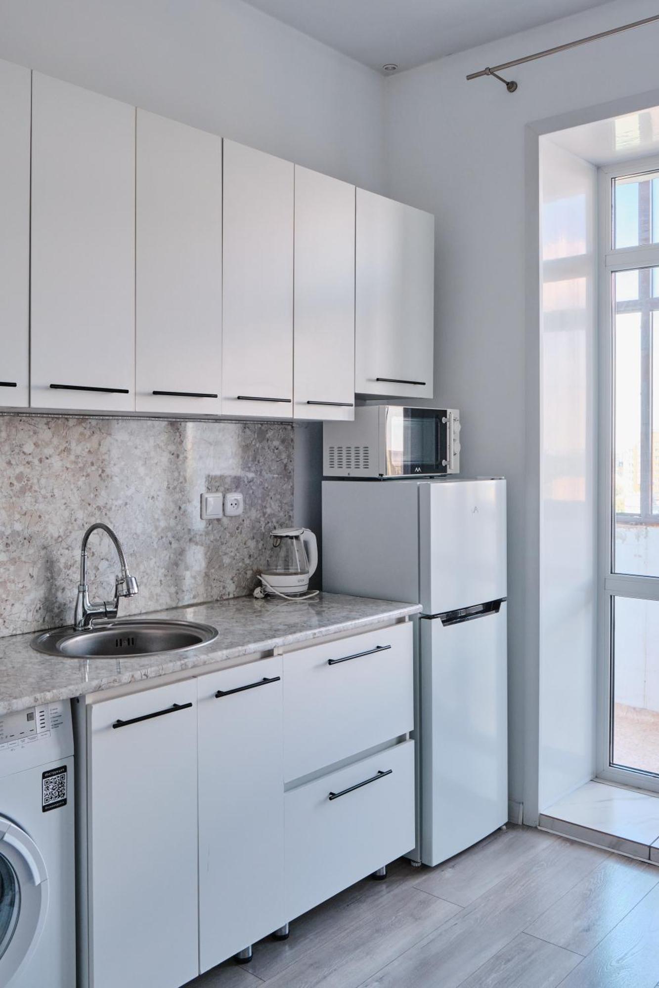 Seven City Apartments Semei Exterior foto