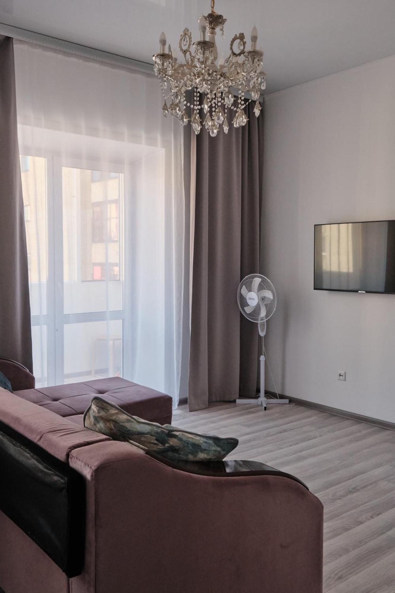 Seven City Apartments Semei Exterior foto
